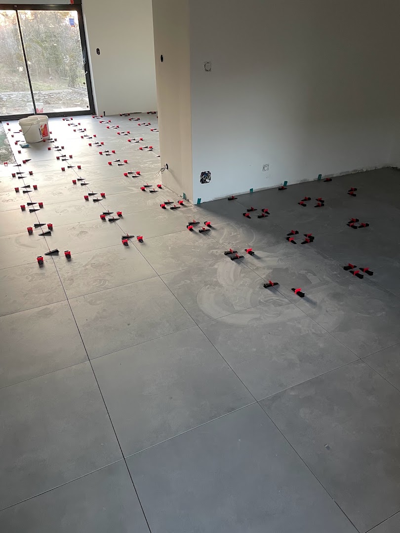 AEM RENOVATION — Photos 5