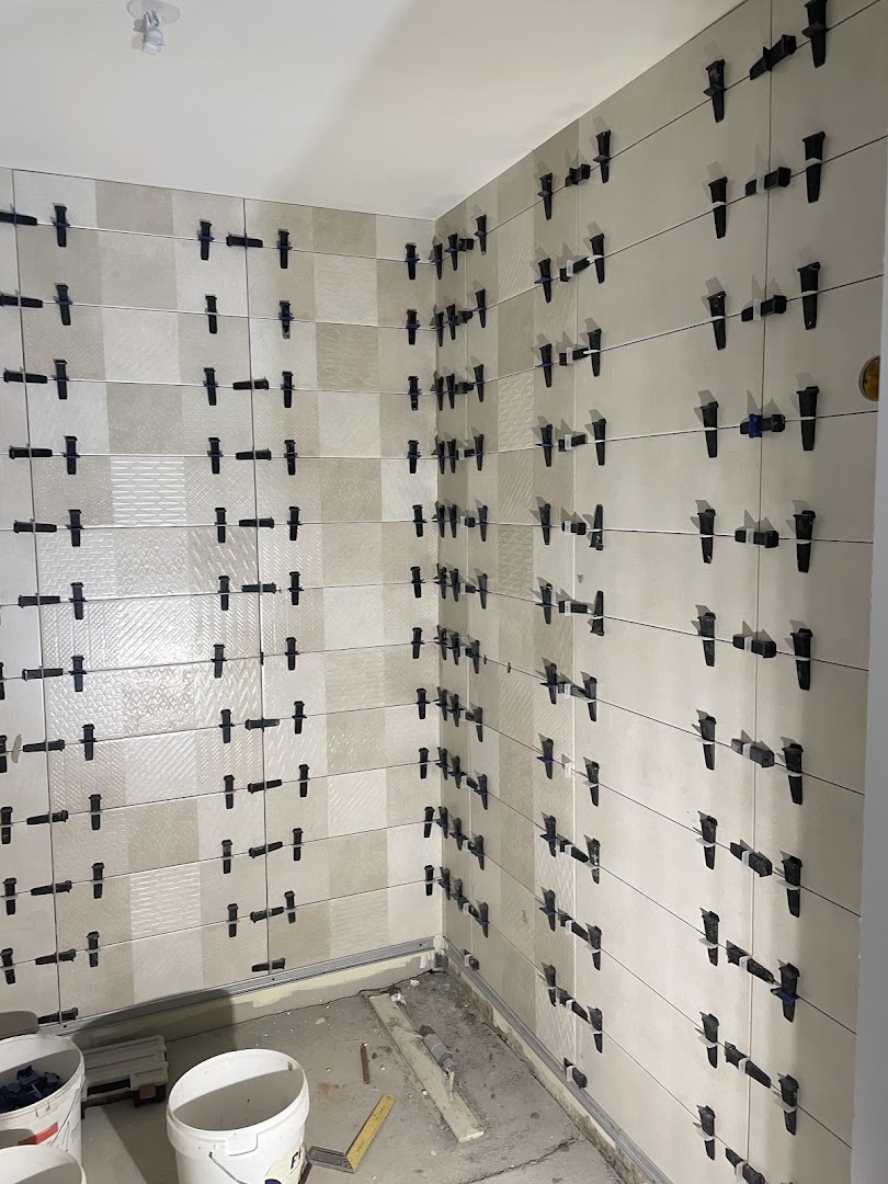 AEM RENOVATION — Photos 11